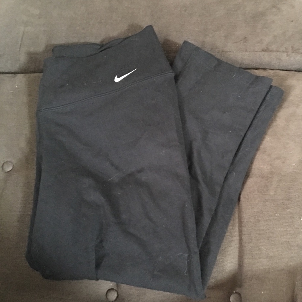 nike capri leggings!